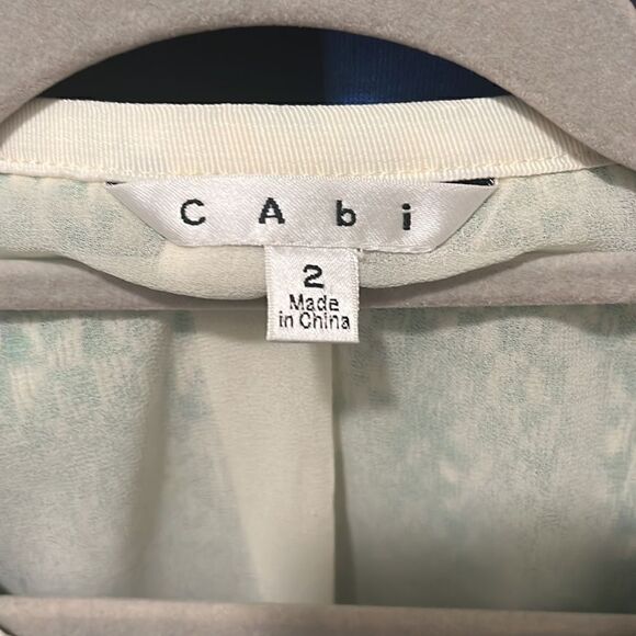 Cabi green and cream patterned blazer sz 2 EUC - Picture 3 of 3